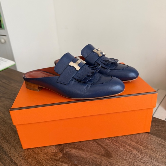 Hermes Rivoli Goatskin Womens Mule - Picture 2 of 7